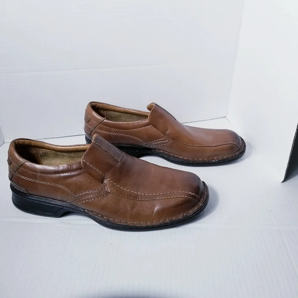 CLARKS COLLECTIONS MEN'S STEP LOAFER BROWN LEATHER SOFT CUSHION SIZE 10.5
